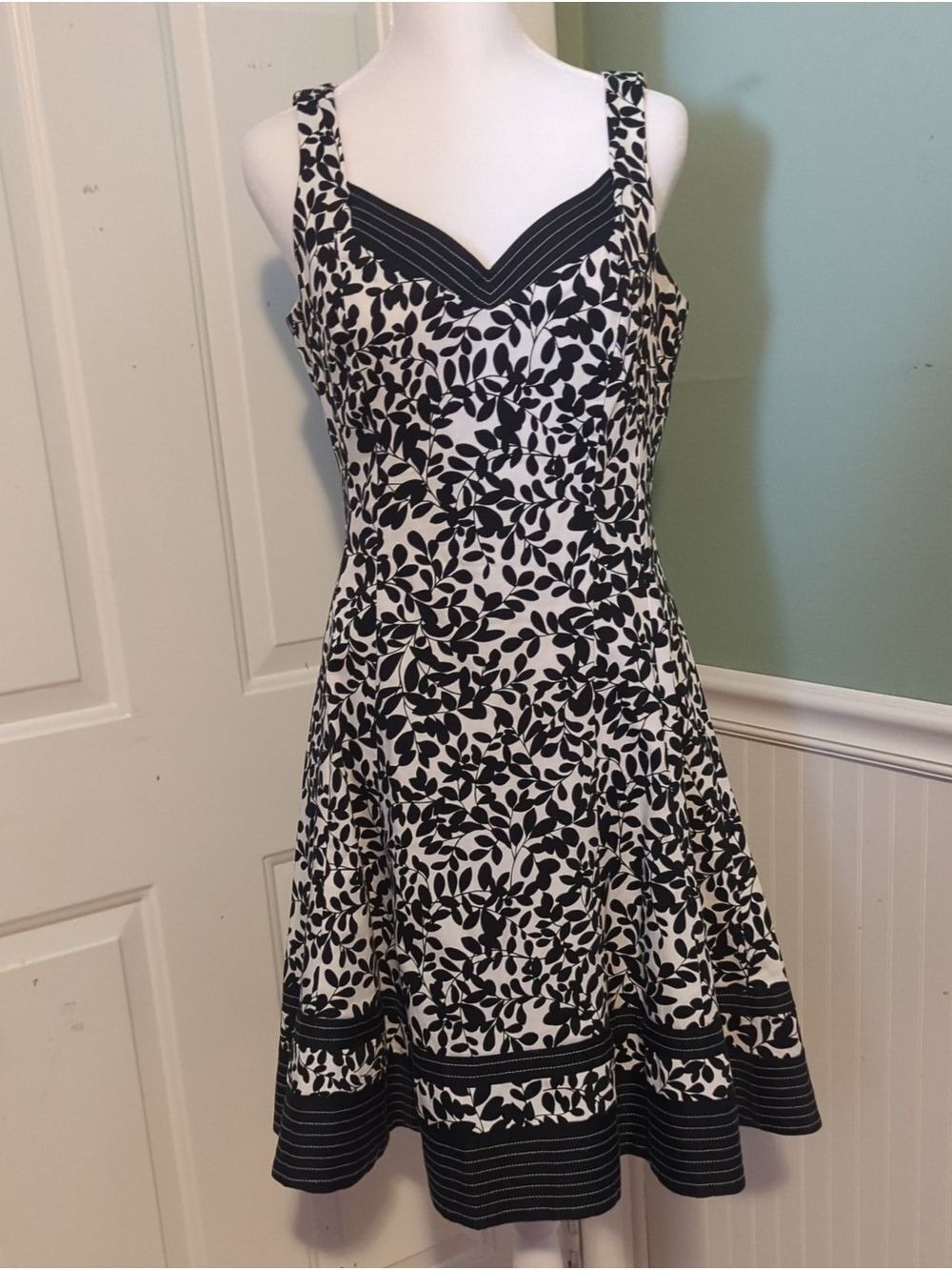 Jones Wear Dress Women's Black & White Fit-and-Flare Rockabilly Wedding Summer